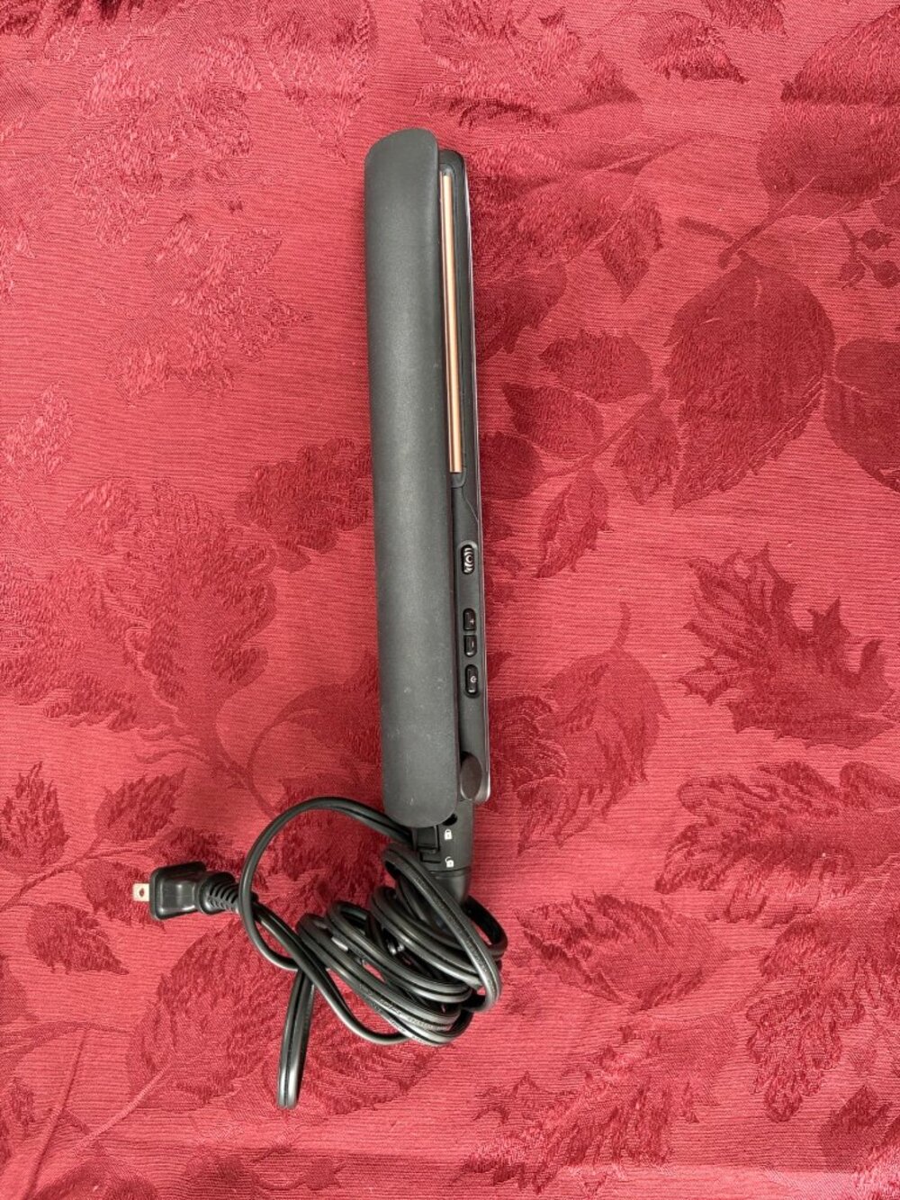 ✨ Remington Shine Therapy Ceramic Hair Straightener - Picture 3 of 5